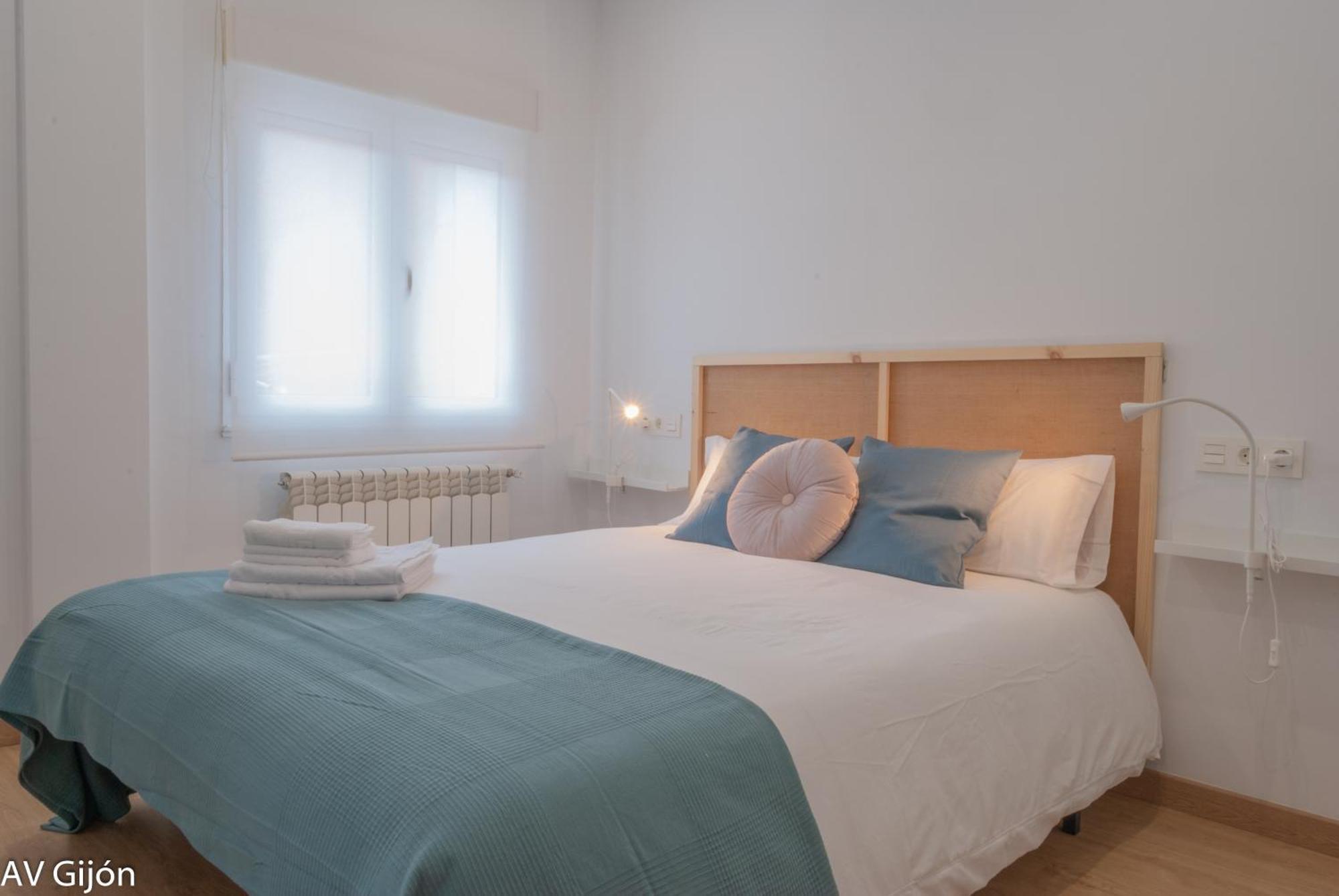 Av Palencia 3 Apartment *